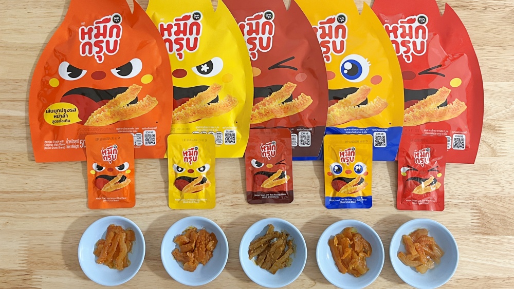 コンニャクスパイシースナック　Muek Groob