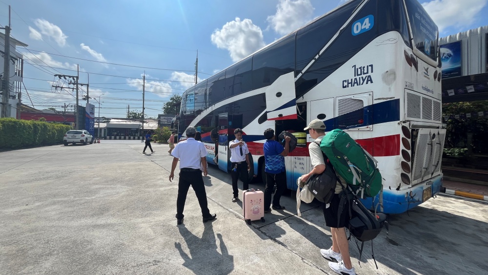 プーケットからタオ島　バス+フェリー